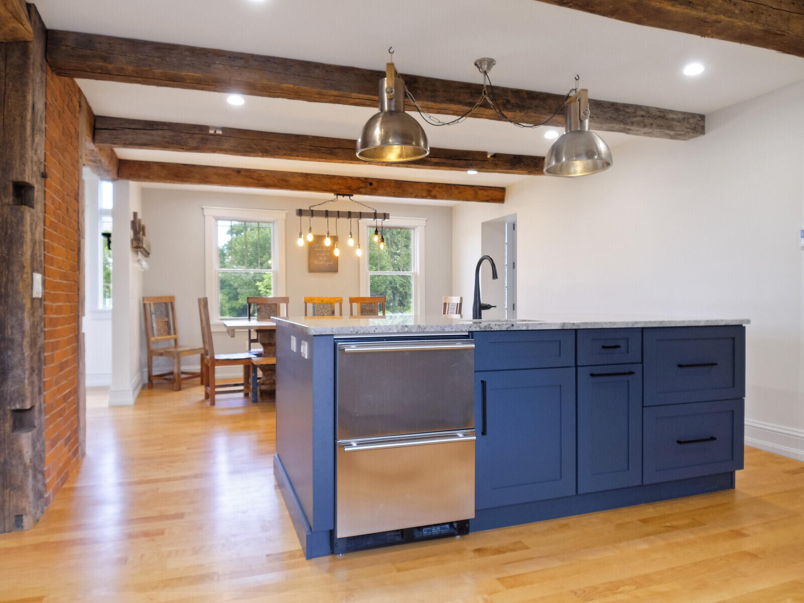 102 Main Street Belgrade ME 04917