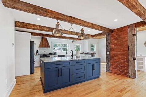 102 Main Street Belgrade ME 04917