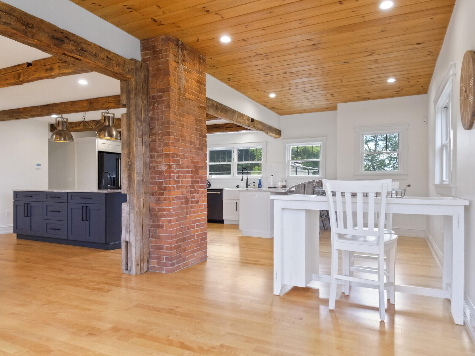 102 Main Street Belgrade ME 04917