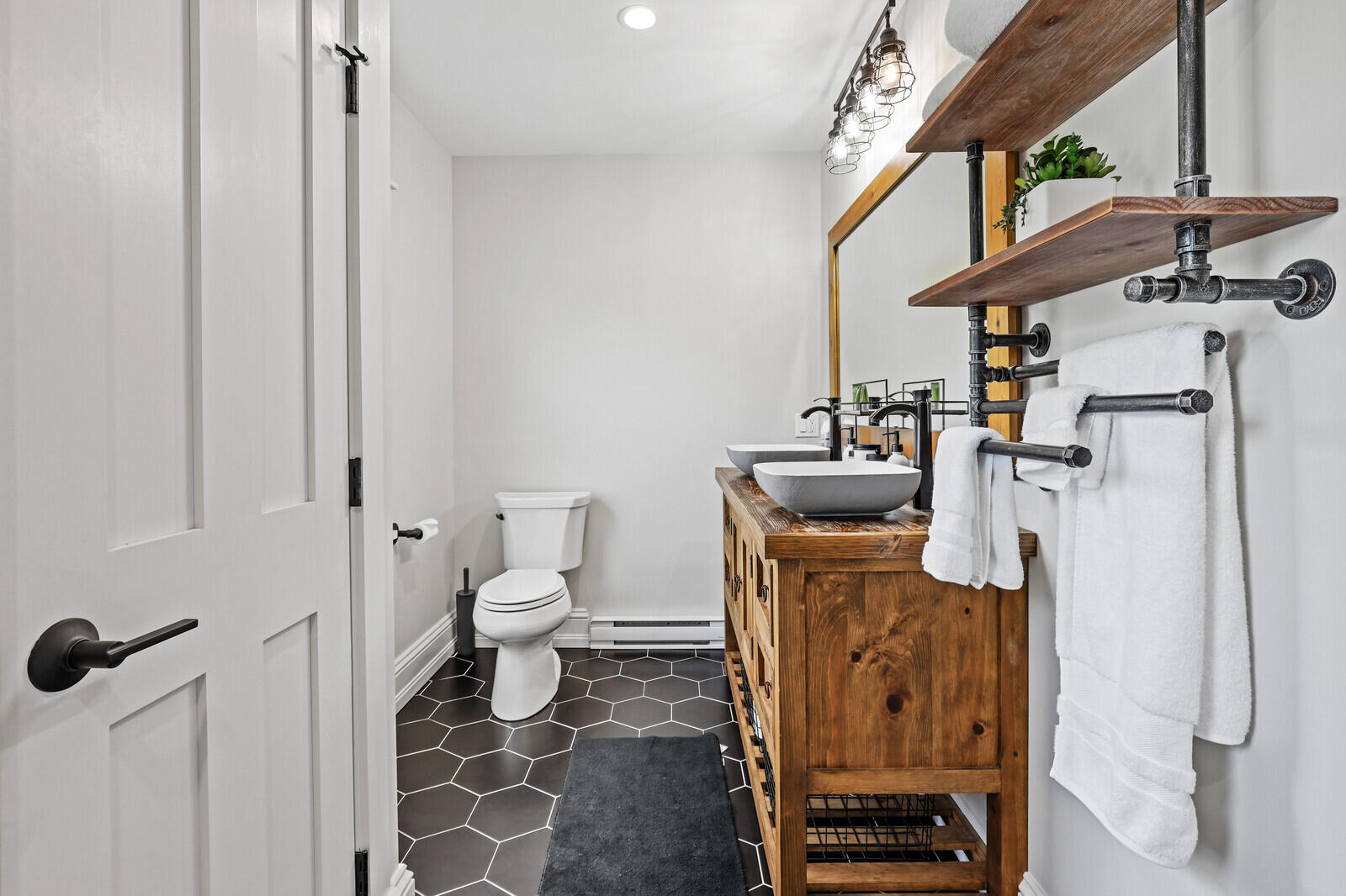 102 Main Street Belgrade ME 04917