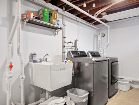 102 Main Street Belgrade ME 04917