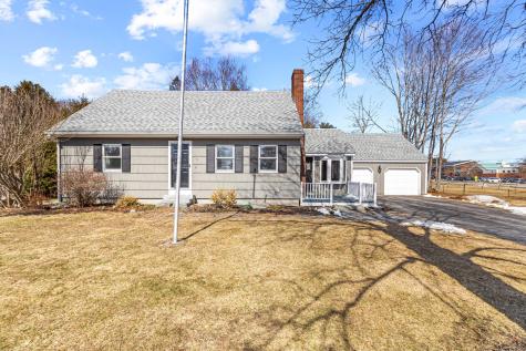 3 Willow Lane Cumberland ME 04021