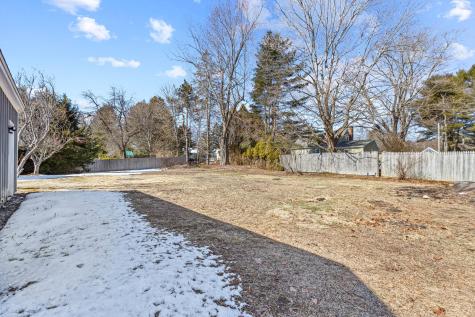 3 Willow Lane Cumberland ME 04021