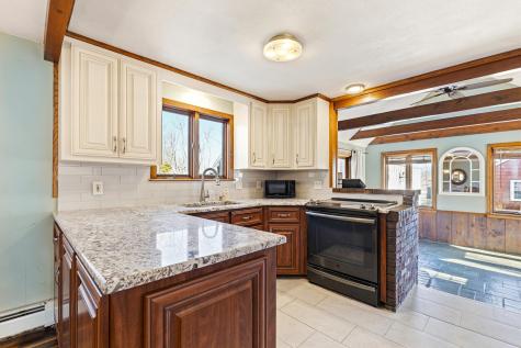 3 Willow Lane Cumberland ME 04021