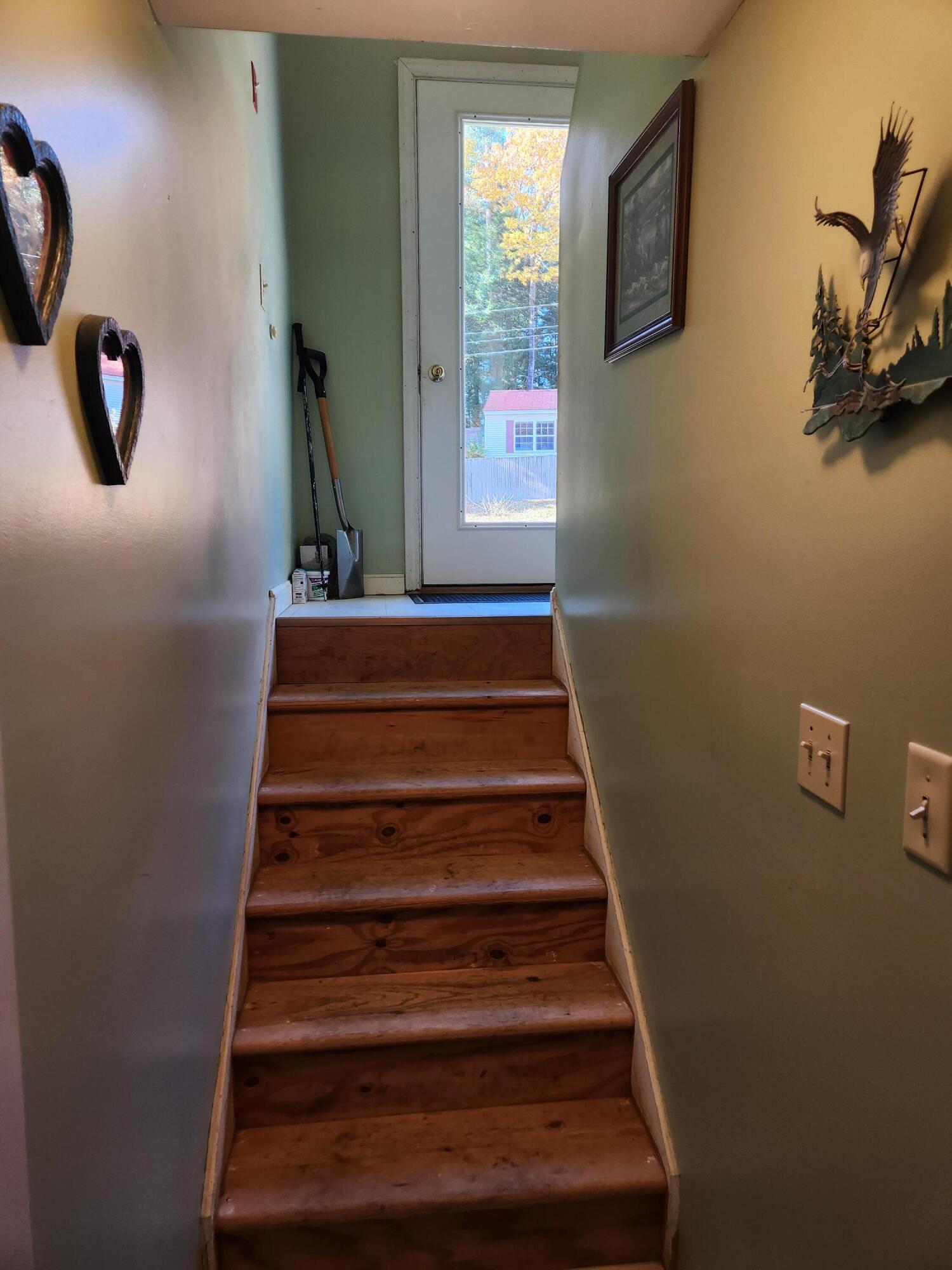 5 Pine Ridge Road Paris ME 04281