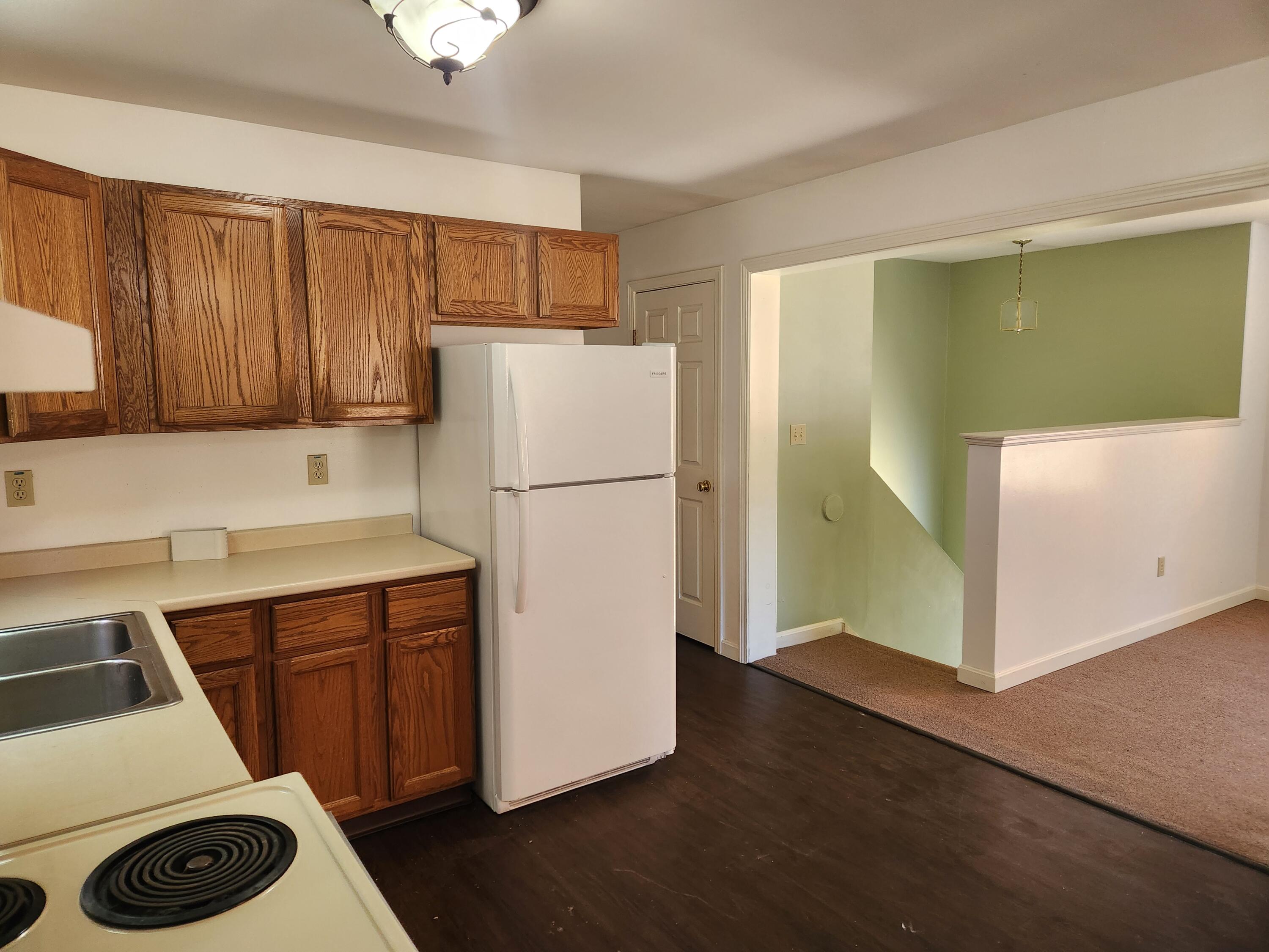 5 Pine Ridge Road Paris ME 04281