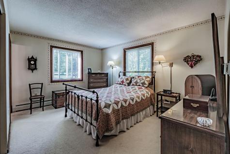374 West Elm Street Yarmouth ME 04096