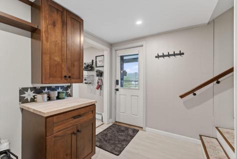 376 S Belfast Avenue Augusta ME 04330