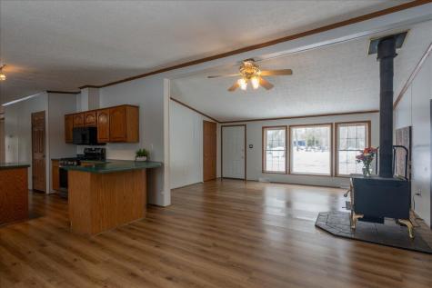 276 Violet Lane Waldoboro ME 04572