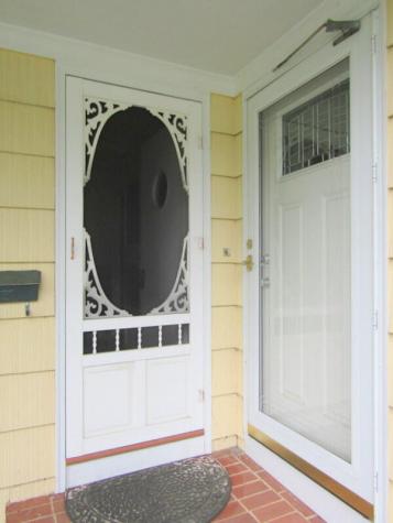 43 Mcarthur Avenue Lewiston ME 04240
