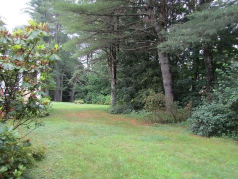 43 Mcarthur Avenue Lewiston ME 04240