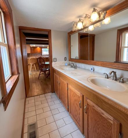 17 Irwin Street Lewiston ME 04240