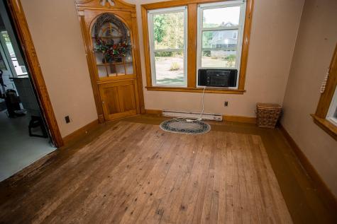 14 Nash Street Dixfield ME 04224