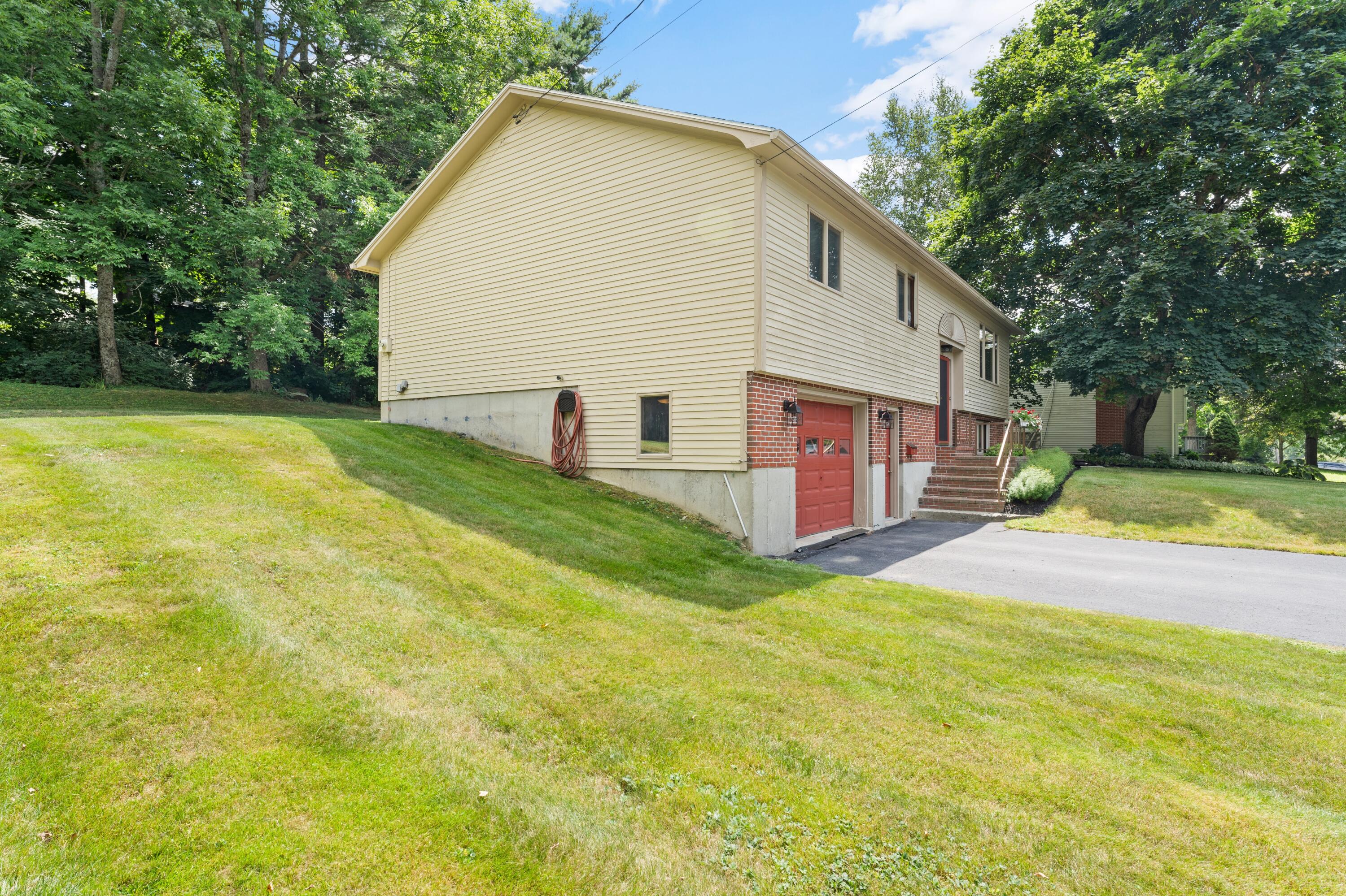 25 Wildwood Road Augusta ME 04330