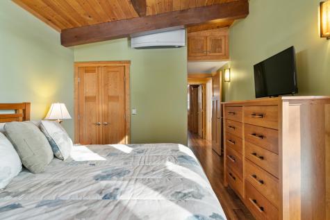 102 Musson Road Raymond ME 04071