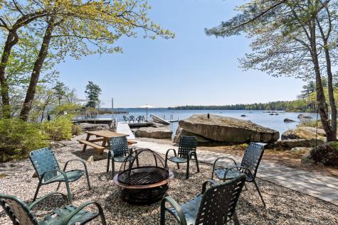 102 Musson Road Raymond ME 04071