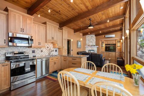 102 Musson Road Raymond ME 04071