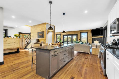 114 Valley View Road Newry ME 04261