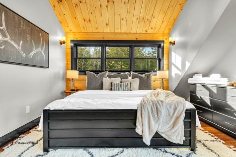 114 Valley View Road Newry ME 04261