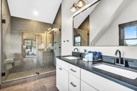 114 Valley View Road Newry ME 04261