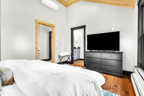 114 Valley View Road Newry ME 04261