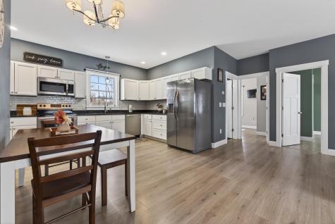 11 Cruz Drive Sabattus ME 04280