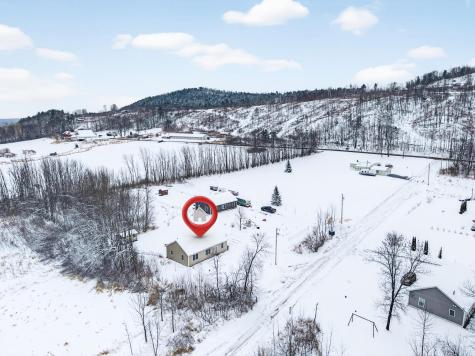 11 Cruz Drive Sabattus ME 04280