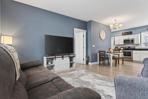 11 Cruz Drive Sabattus ME 04280