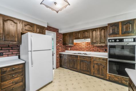 22 Donica Road York ME 03909