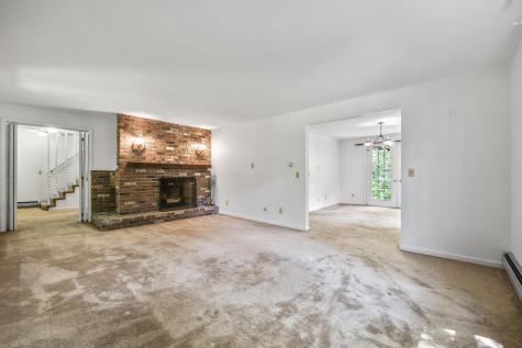 22 Donica Road York ME 03909