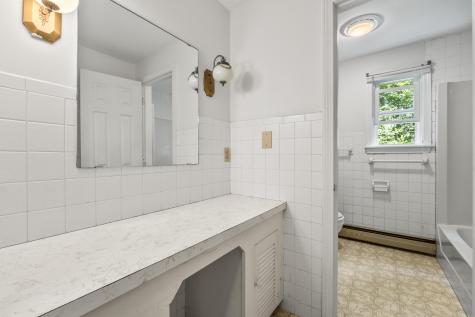 22 Donica Road York ME 03909