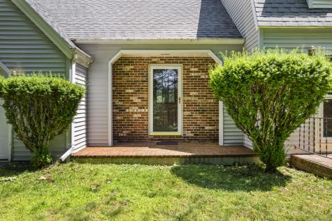 22 Donica Road York ME 03909