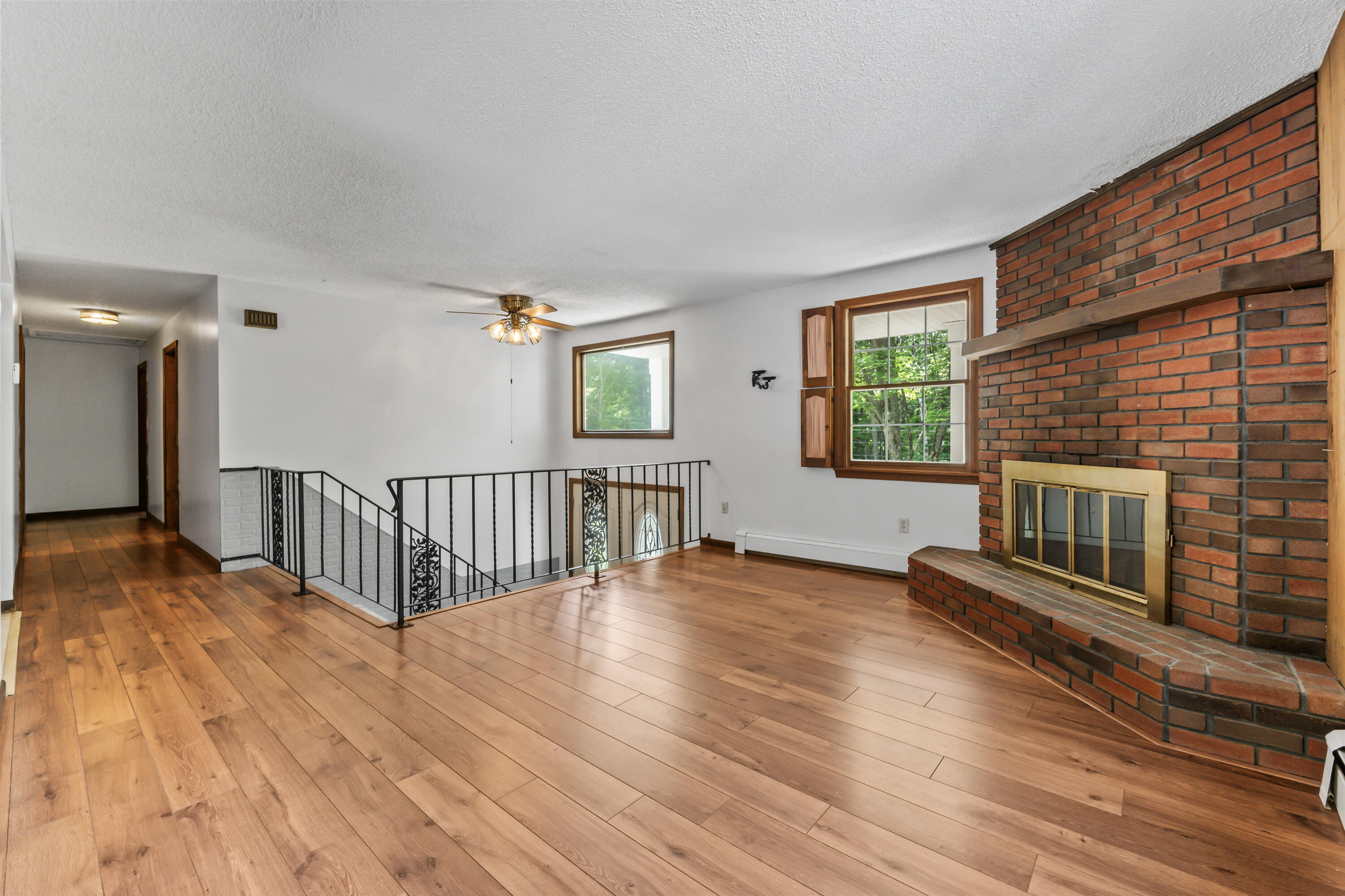 20 Skyline Drive Chelsea ME 04330