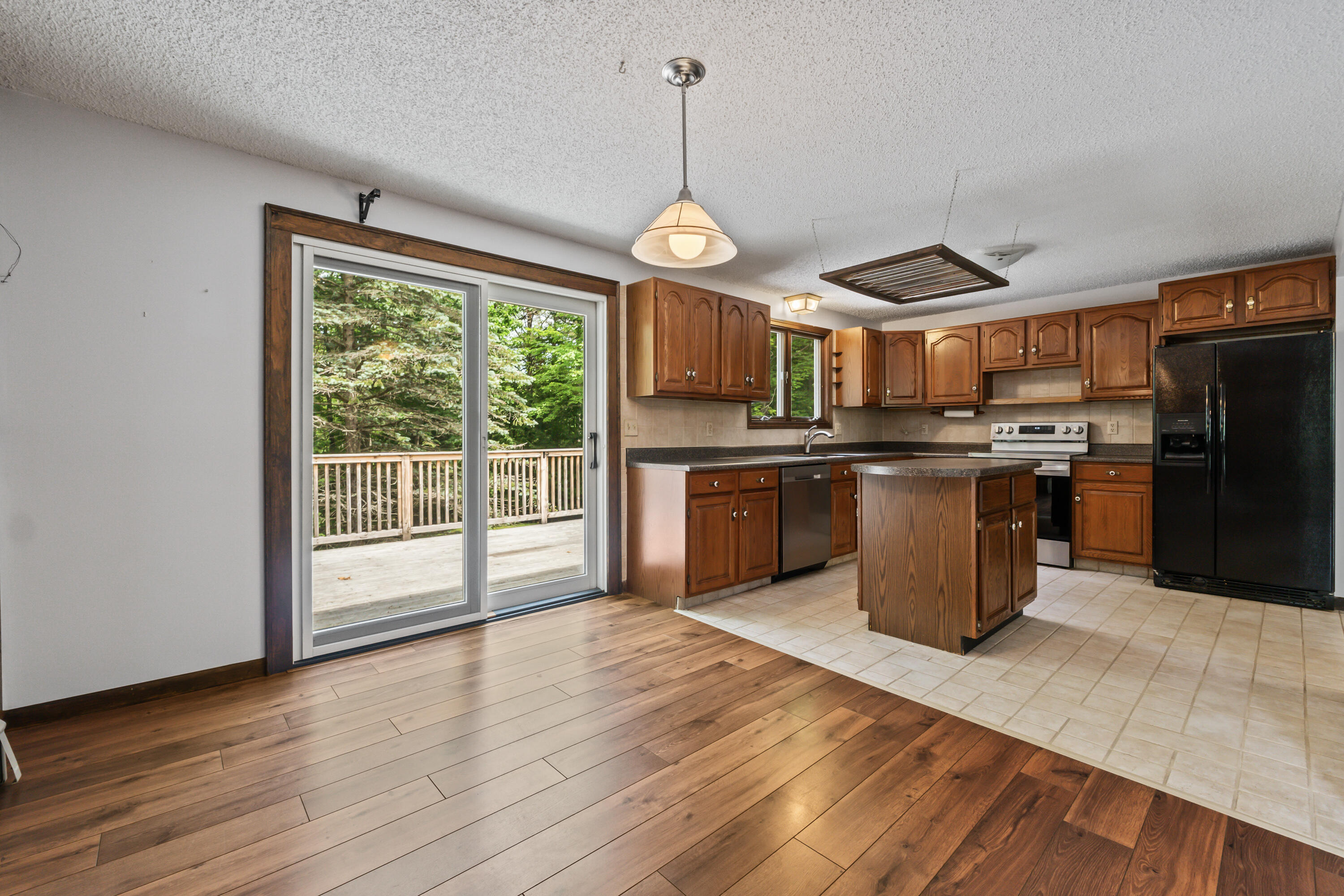 20 Skyline Drive Chelsea ME 04330