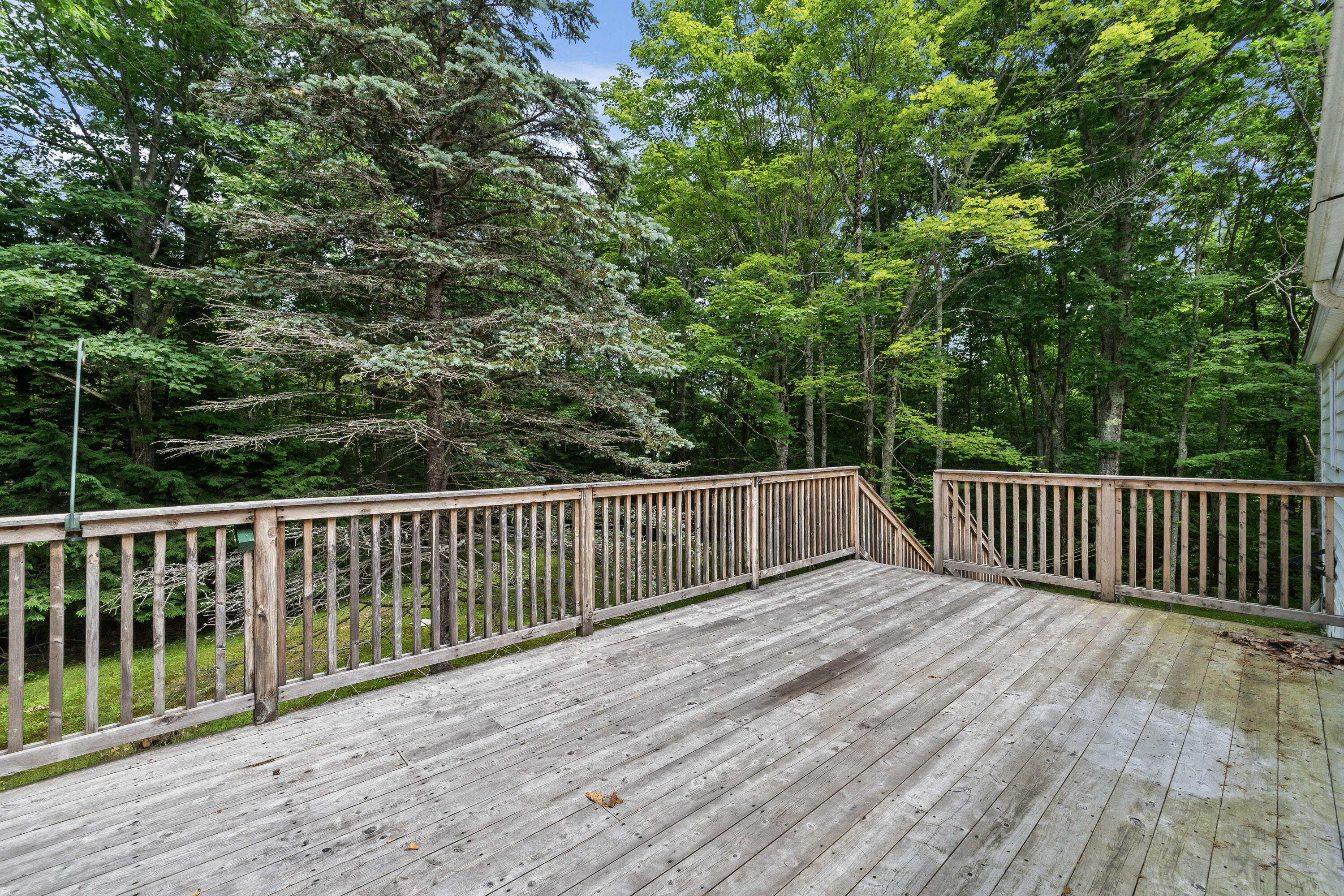 20 Skyline Drive Chelsea ME 04330