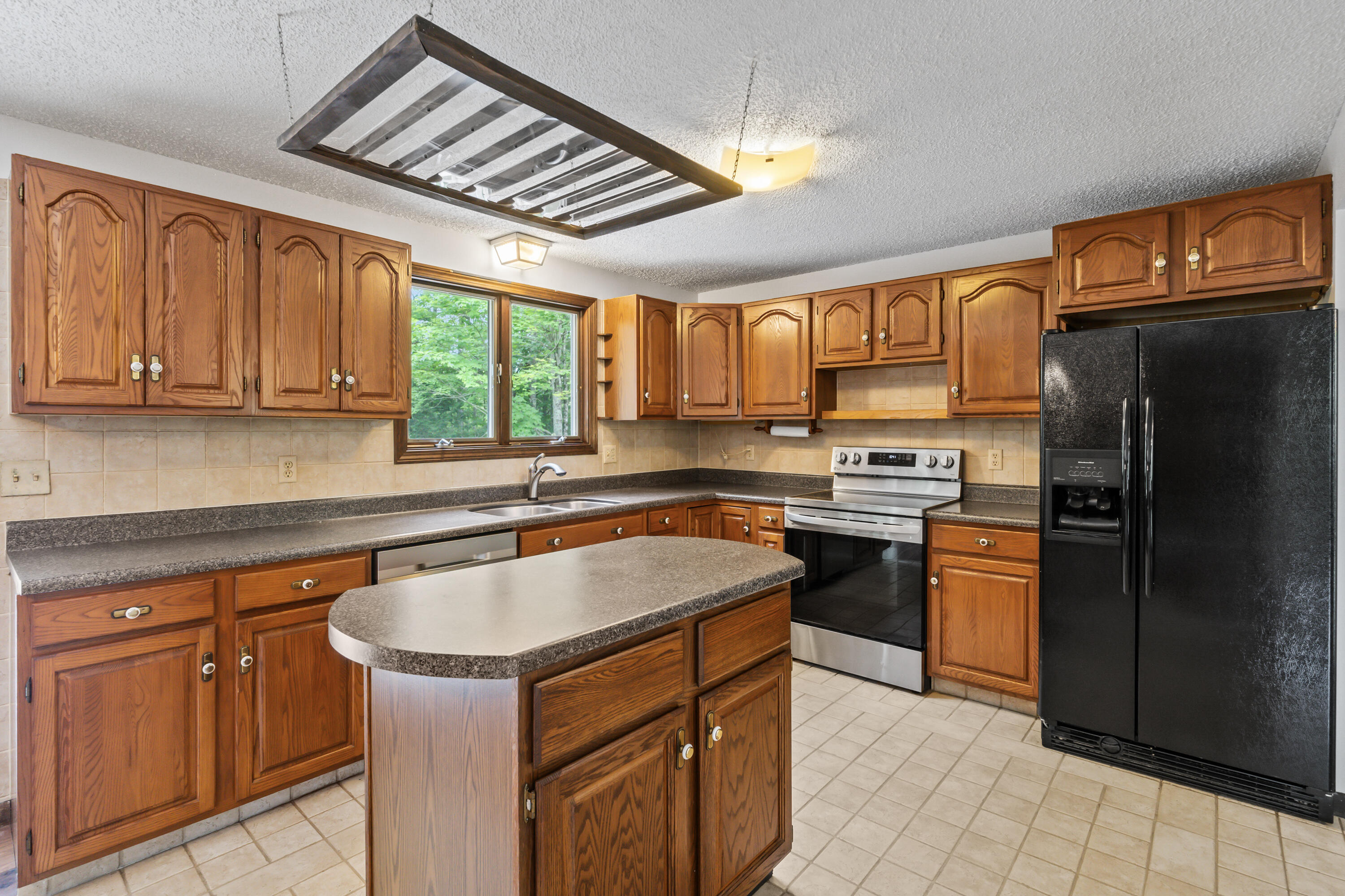 20 Skyline Drive Chelsea ME 04330