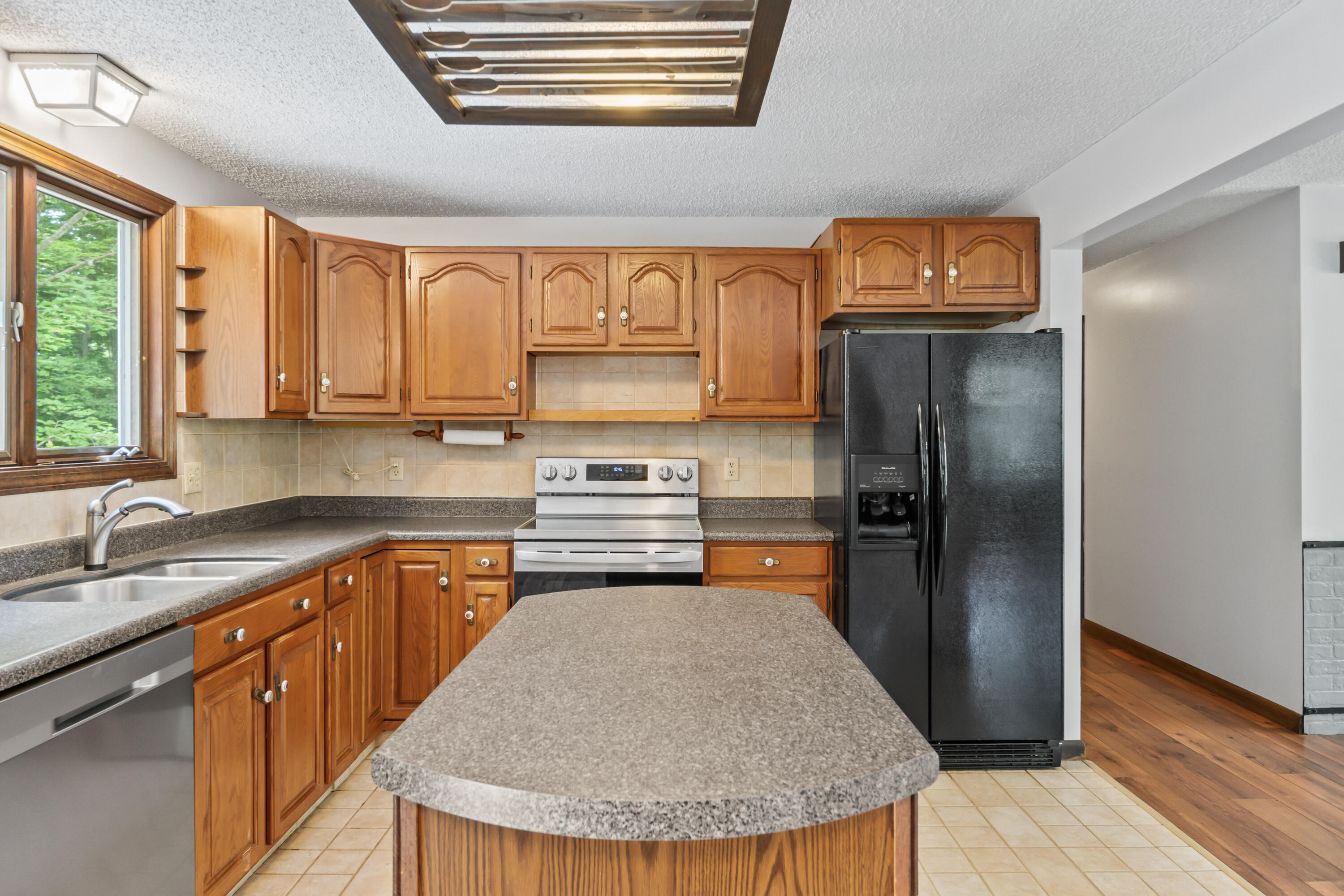 20 Skyline Drive Chelsea ME 04330