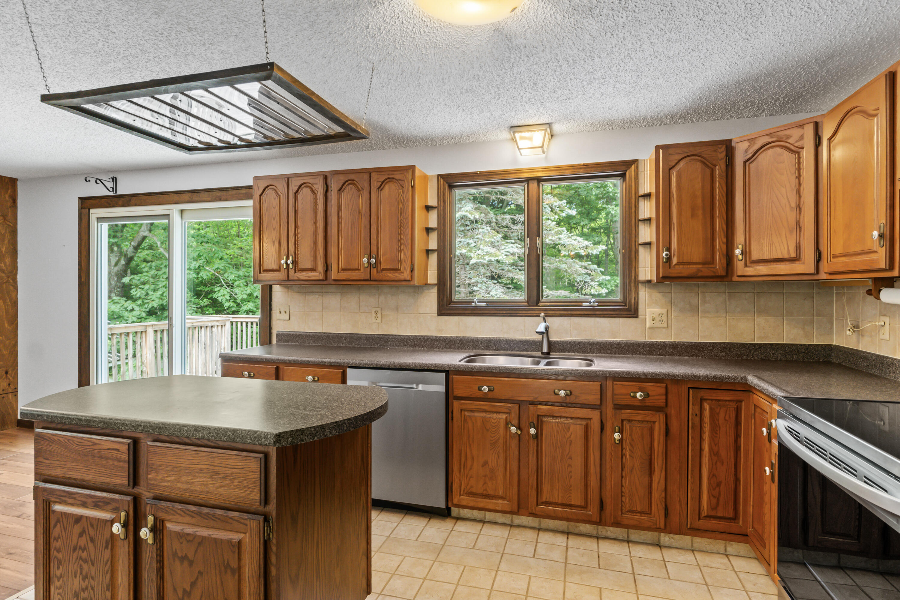 20 Skyline Drive Chelsea ME 04330