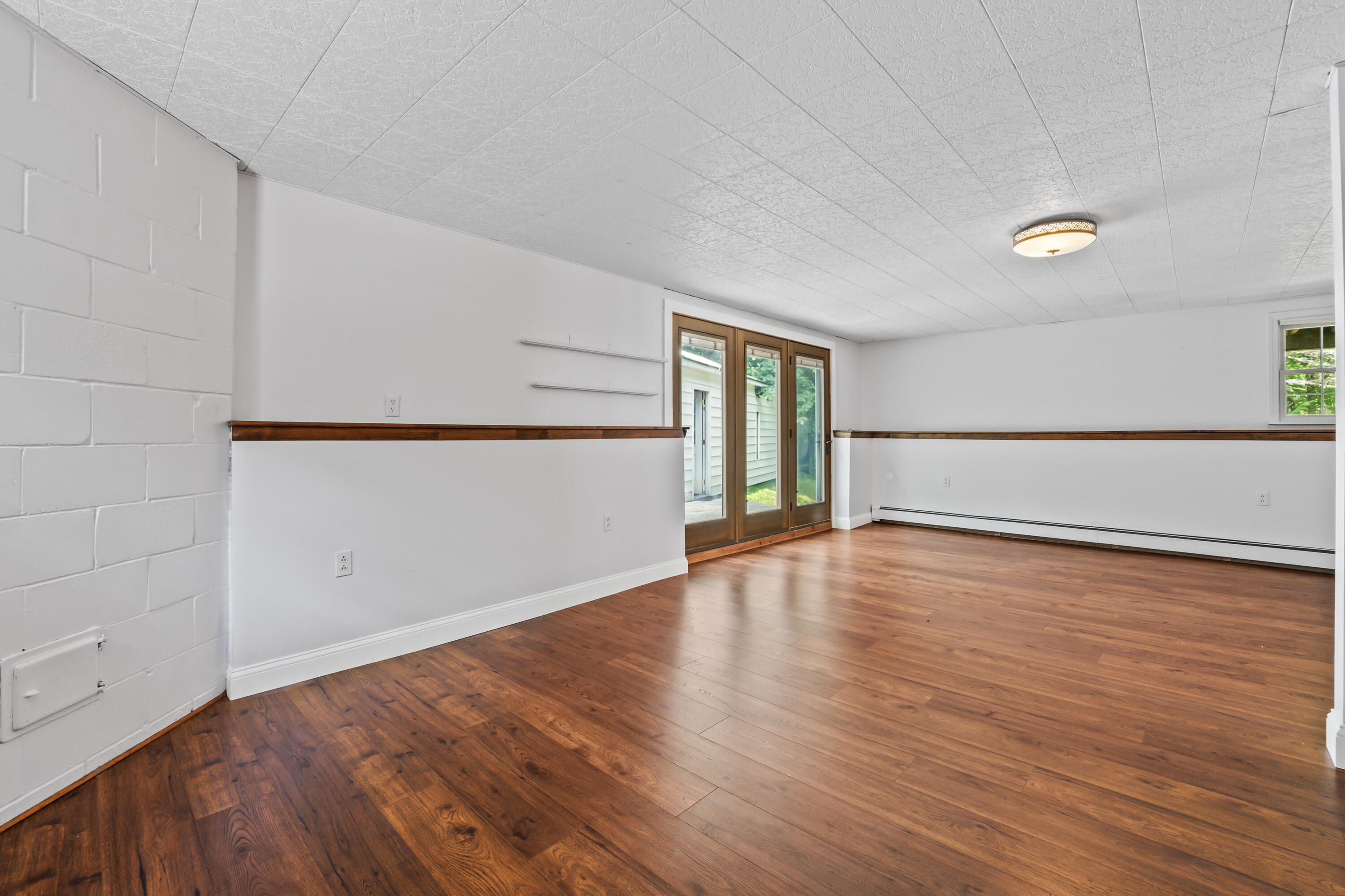 20 Skyline Drive Chelsea ME 04330