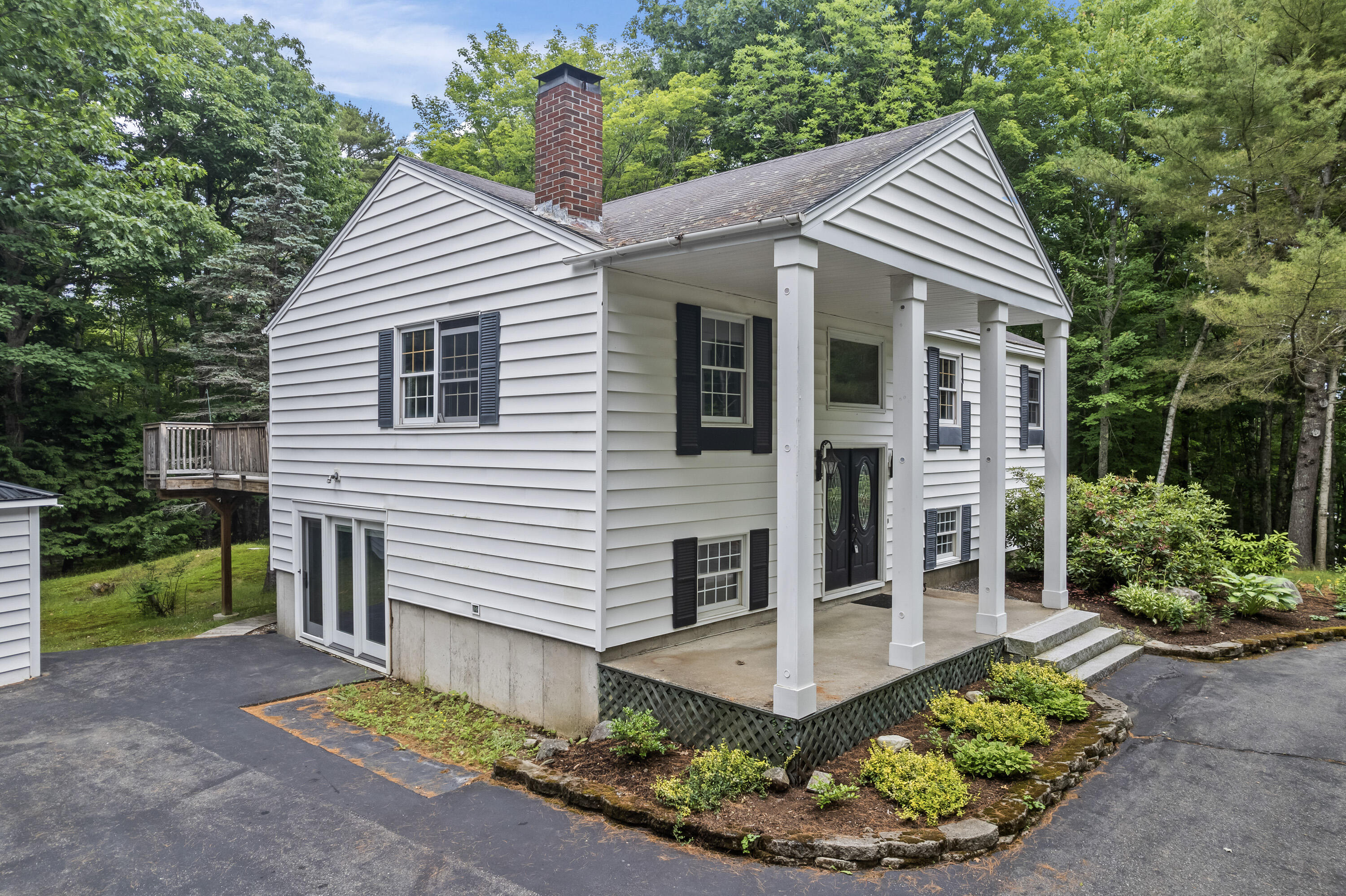 20 Skyline Drive Chelsea ME 04330