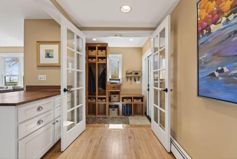 71 Myrtle Avenue South Portland ME 04106