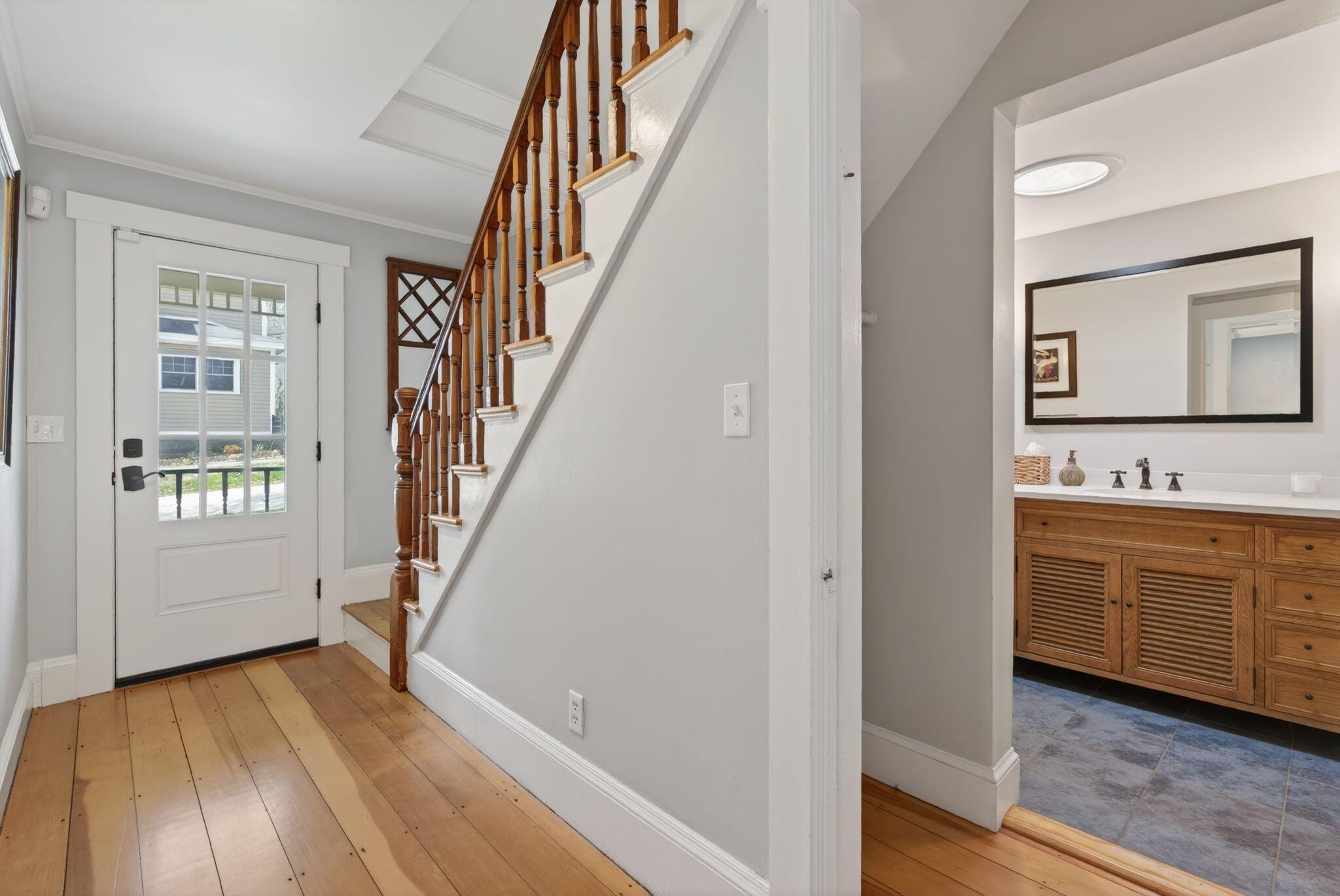 71 Myrtle Avenue South Portland ME 04106