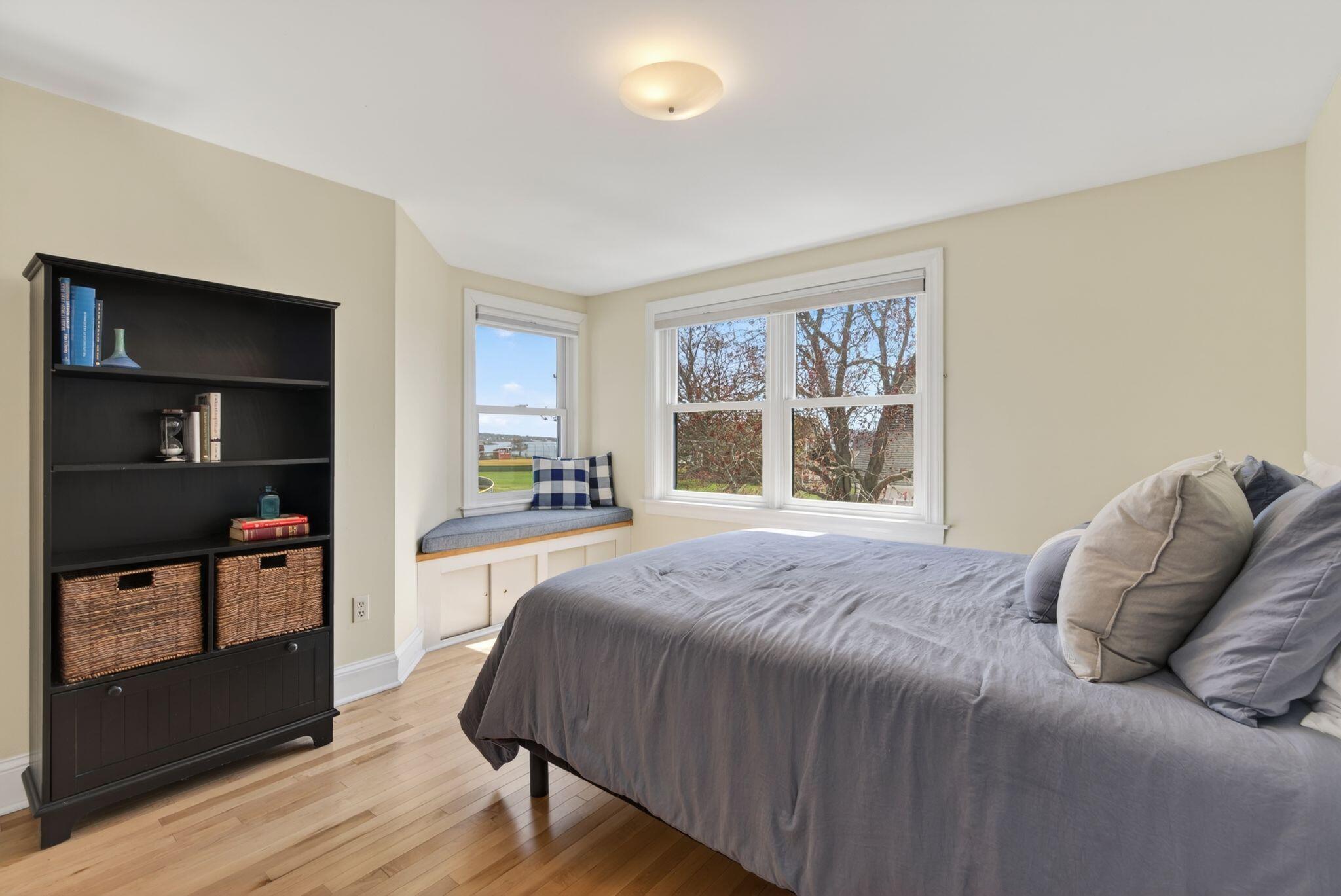 71 Myrtle Avenue South Portland ME 04106