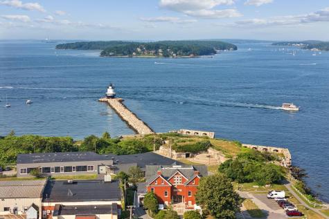 71 Myrtle Avenue South Portland ME 04106