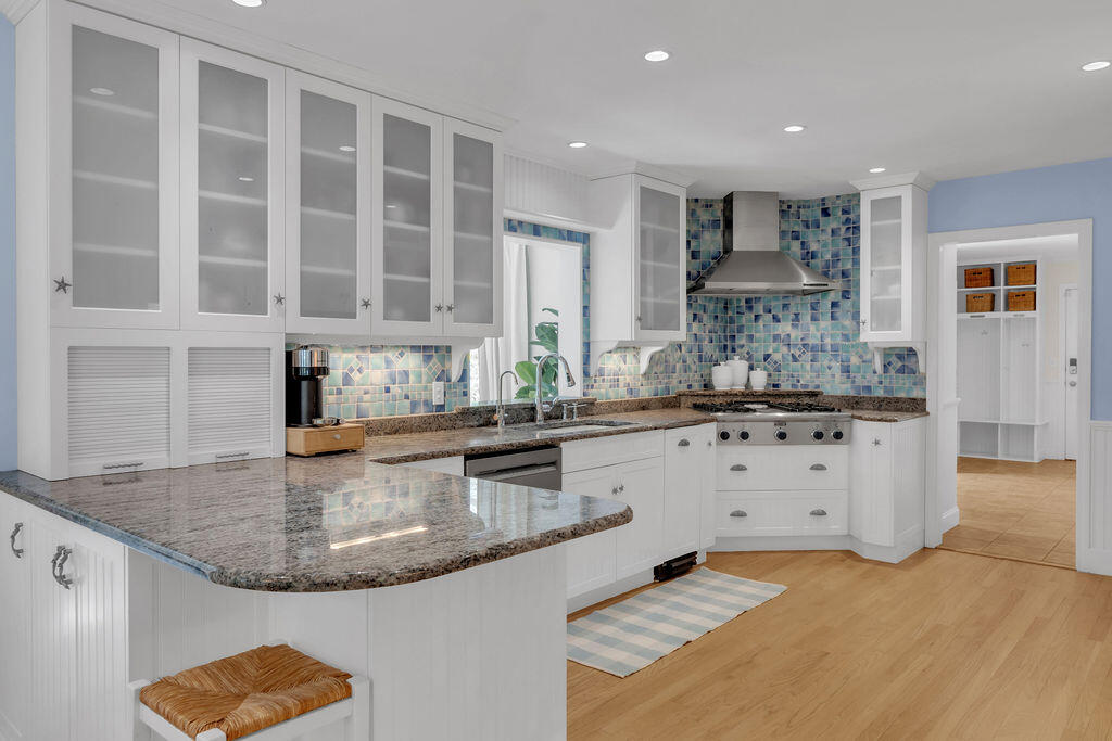 162 Oakwood Drive Yarmouth ME 04096