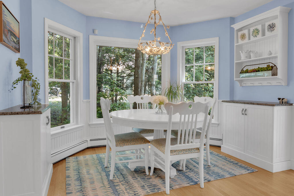 162 Oakwood Drive Yarmouth ME 04096