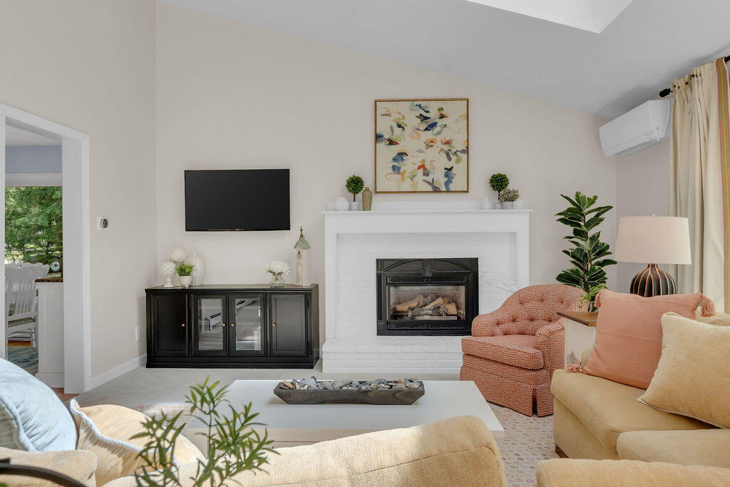 162 Oakwood Drive Yarmouth ME 04096