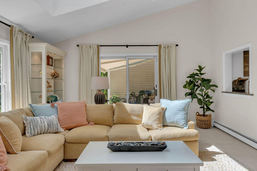 162 Oakwood Drive Yarmouth ME 04096