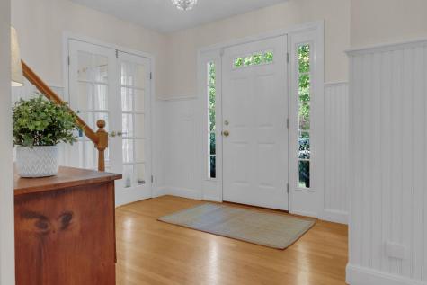 162 Oakwood Drive Yarmouth ME 04096