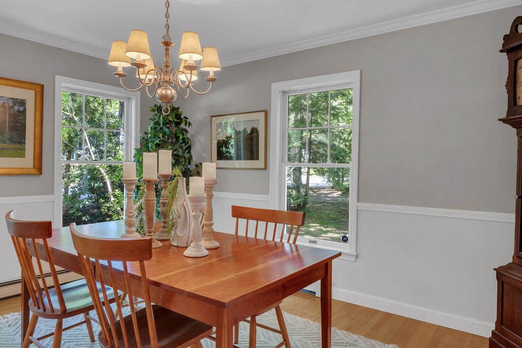 162 Oakwood Drive Yarmouth ME 04096